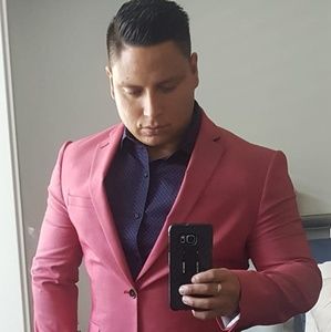 Meet your Posher, Nico